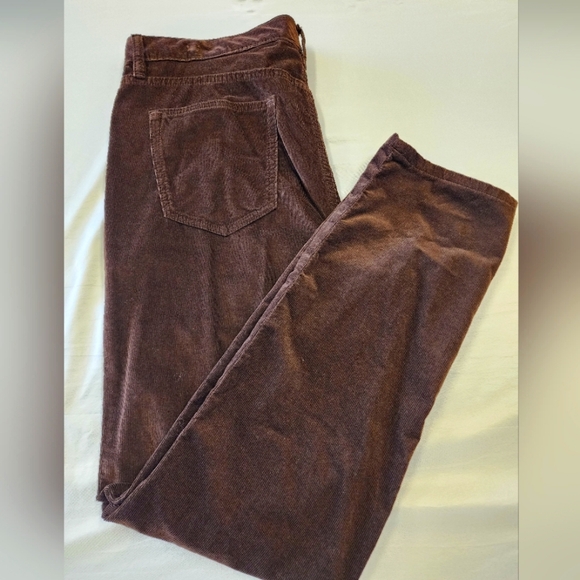 Banana Republic Men's Chocolate Corduroy Slim Fit Pristine Travelers, sz 35x32 - Picture 1 of 9